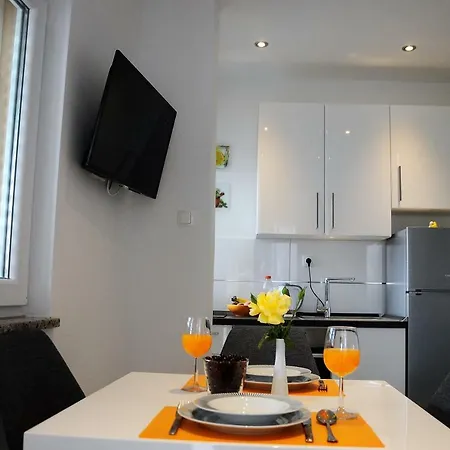 Aria With Private Parking Apartman Split